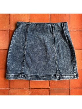 Sz S Garage Blue Acid Wash Pull-On Denim Mini Skirt GUC